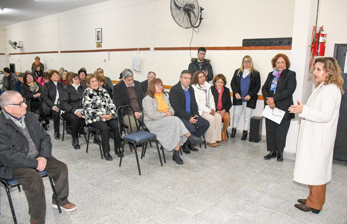 El centro de jubilados y pensionados del barrio Cabildo celebró sus 30 años