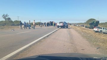 Choque de camiones deja 2 heridos graves y caos vehicular sobre la Ruta 34