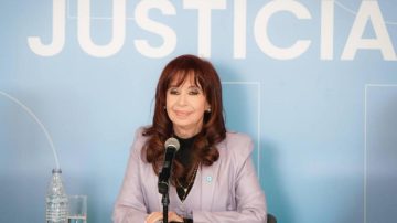 Fuerte grieta tras el fallo contra CFK: más del 50% cree que es culpable, pero casi la mitad desconfía de la Justicia