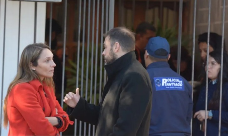 Detuvieron a la esposa e hijo de Costa Mayuli por tenencia de pornografía infantil