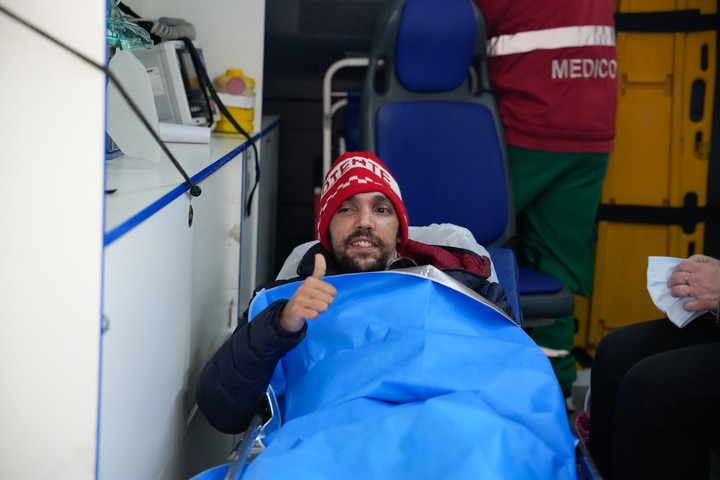 Le dieron el alta al fotógrafo Pablo Grillo y continuará su recuperación en un centro de rehabilitación