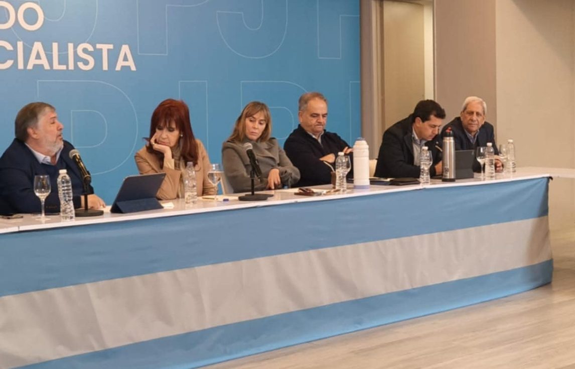 Neder: “Cristina seguirá trabajando por la unidad del peronismo y la defensa del pueblo”