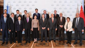 Neder se reunió con Tie Ning, vicepresidenta de la Asamblea Popular Nacional China