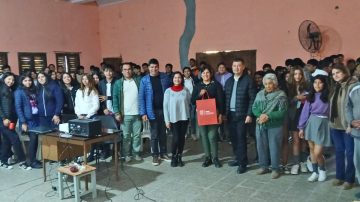 El proyecto de EDUNSE “Montón de libros. Lectores en movimiento” llega a Nueva Francia