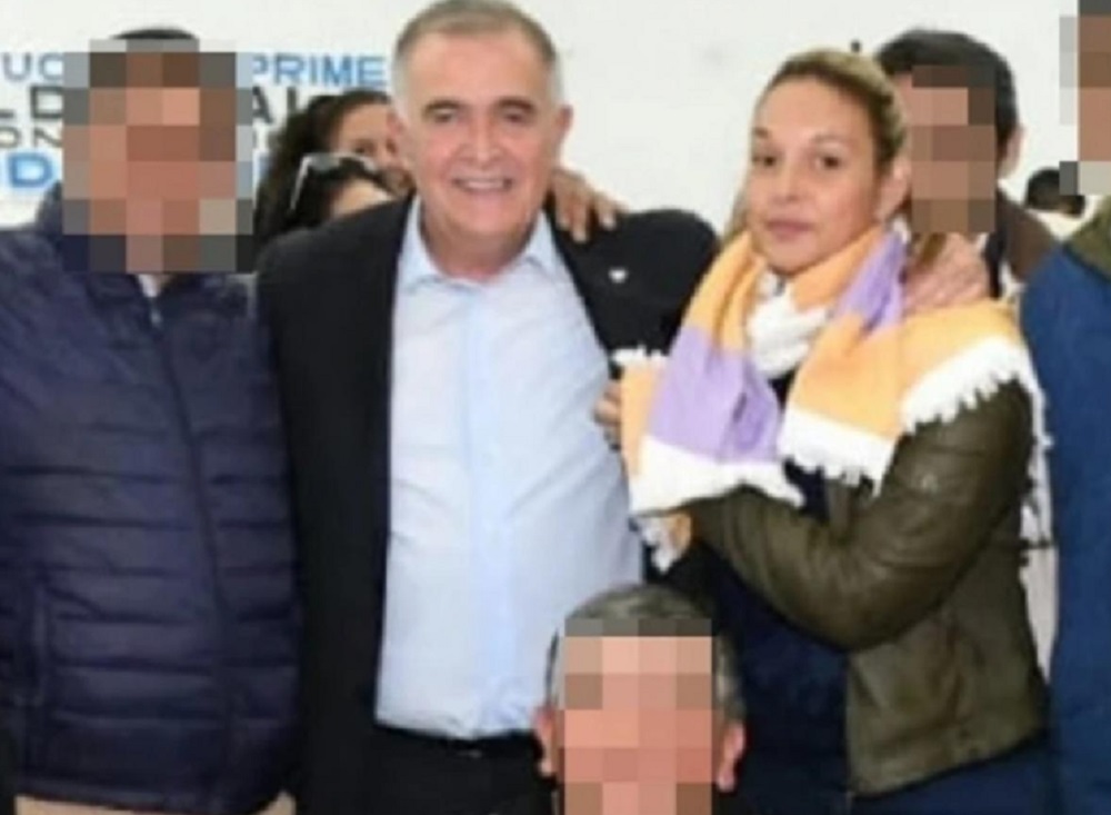 Detuvieron a “Pampita” por robarle el celular a Osvaldo Jaldo