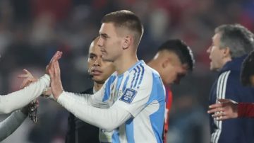 Mastantuono se convirtió en el jugador más joven en debutar con la Selección Argentina
