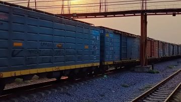 Monte Quemado: conductor de una camioneta 4×4 quiso ganarle al tren y terminó atropellado