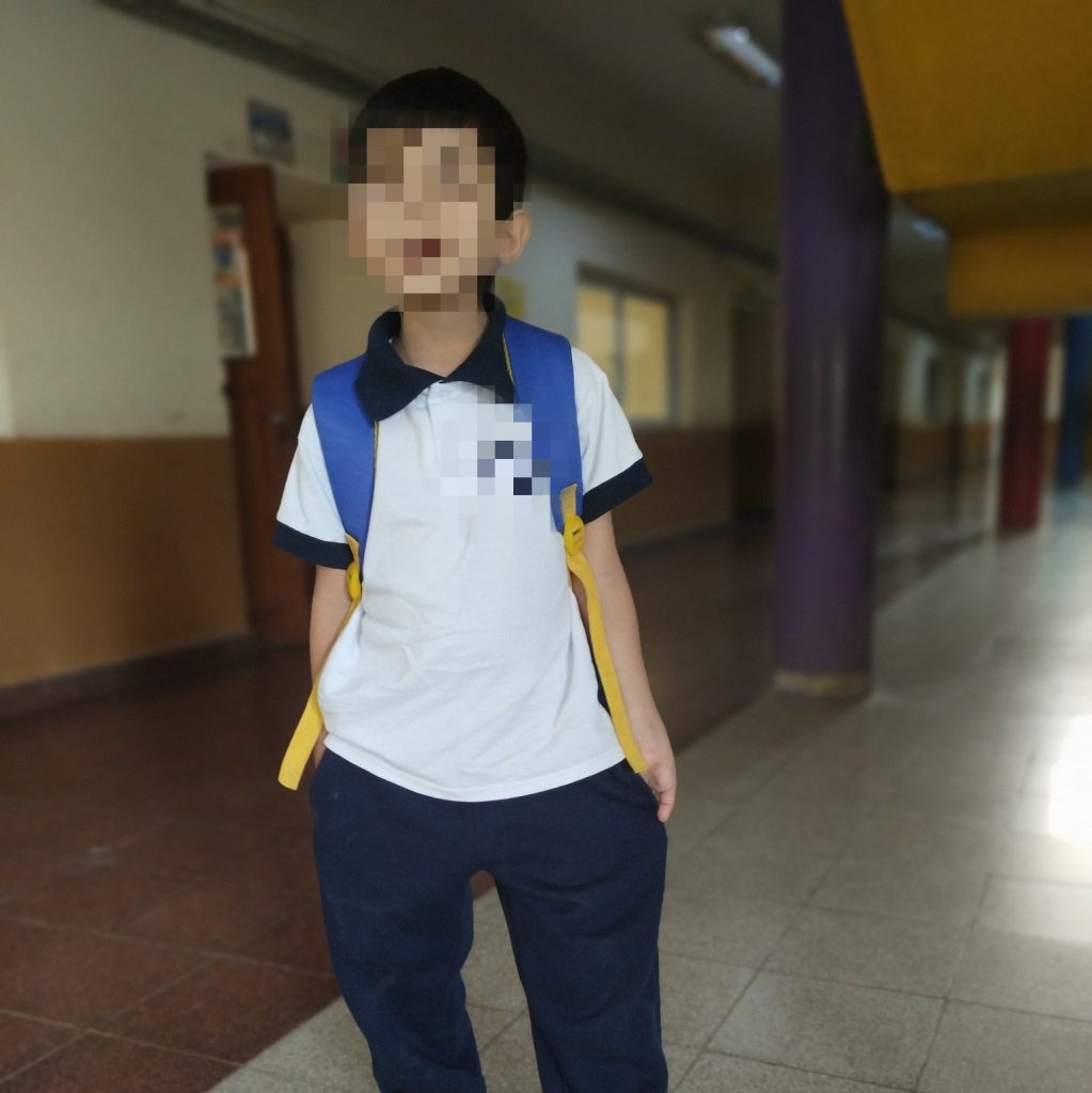 Un papá llevó a la justicia a una obra social que le niega terapias a su hijo: “Es inhumano”