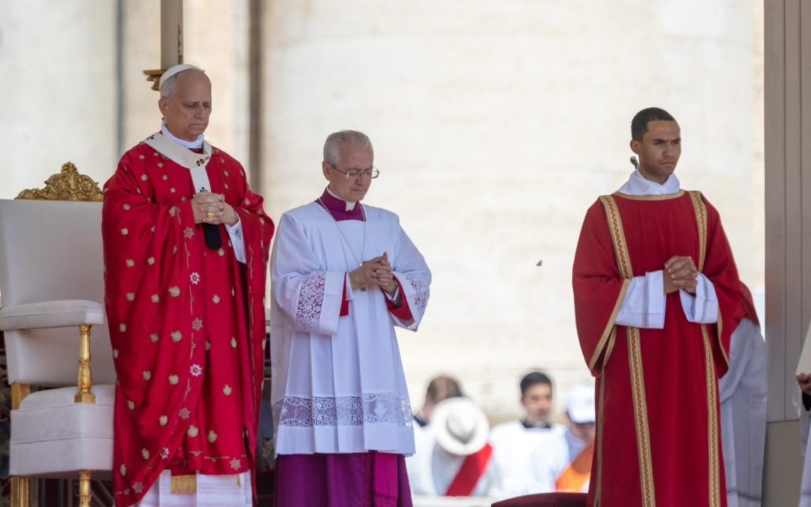 El Papa León XIV rompió el silencio sobre feminicidios y nacionalismos en la Plaza de San Pedro