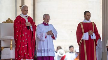 El Papa León XIV rompió el silencio sobre feminicidios y nacionalismos en la Plaza de San Pedro