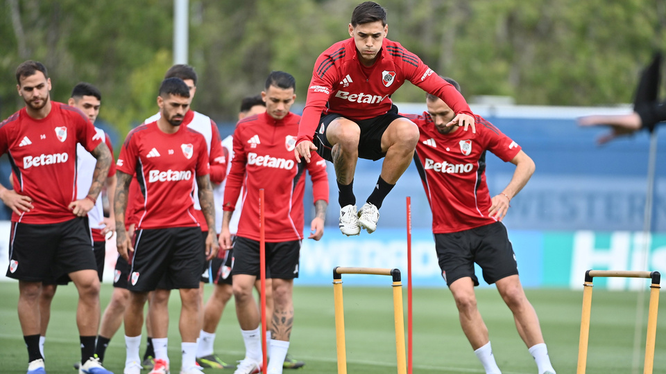 Debuta River en el Mundial de Clubes ante Urawa Red Diamonds: formaciones y cómo ver en vivo