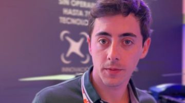 Explorando el Smart City: Emprendimiento santiagueño se destaca por limpiar en altura utilizando drones