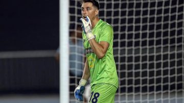 La ocupación del arquero del Auckland City: “Soy limpiador de piletas y jacuzzis”