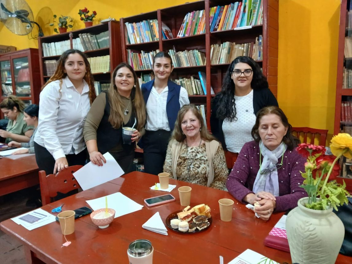 Exitoso café literario en Clodomira buscando “recuperar la identidad santiagueña”