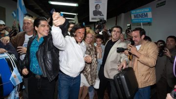 Se estrena “Menem”, la serie biográfica que retrata los claroscuros del expresidente riojano