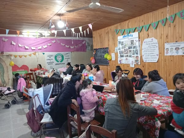 El Centro Grávida Añatuya celebró 15 años de compromiso con la vida