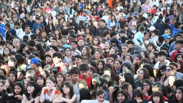 Éxito total en el Festival del Día del Amigo en Plaza Añoranzas