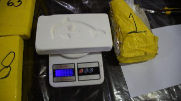 Caminaban por el monte con 83 kilos de cocaína: los atraparon