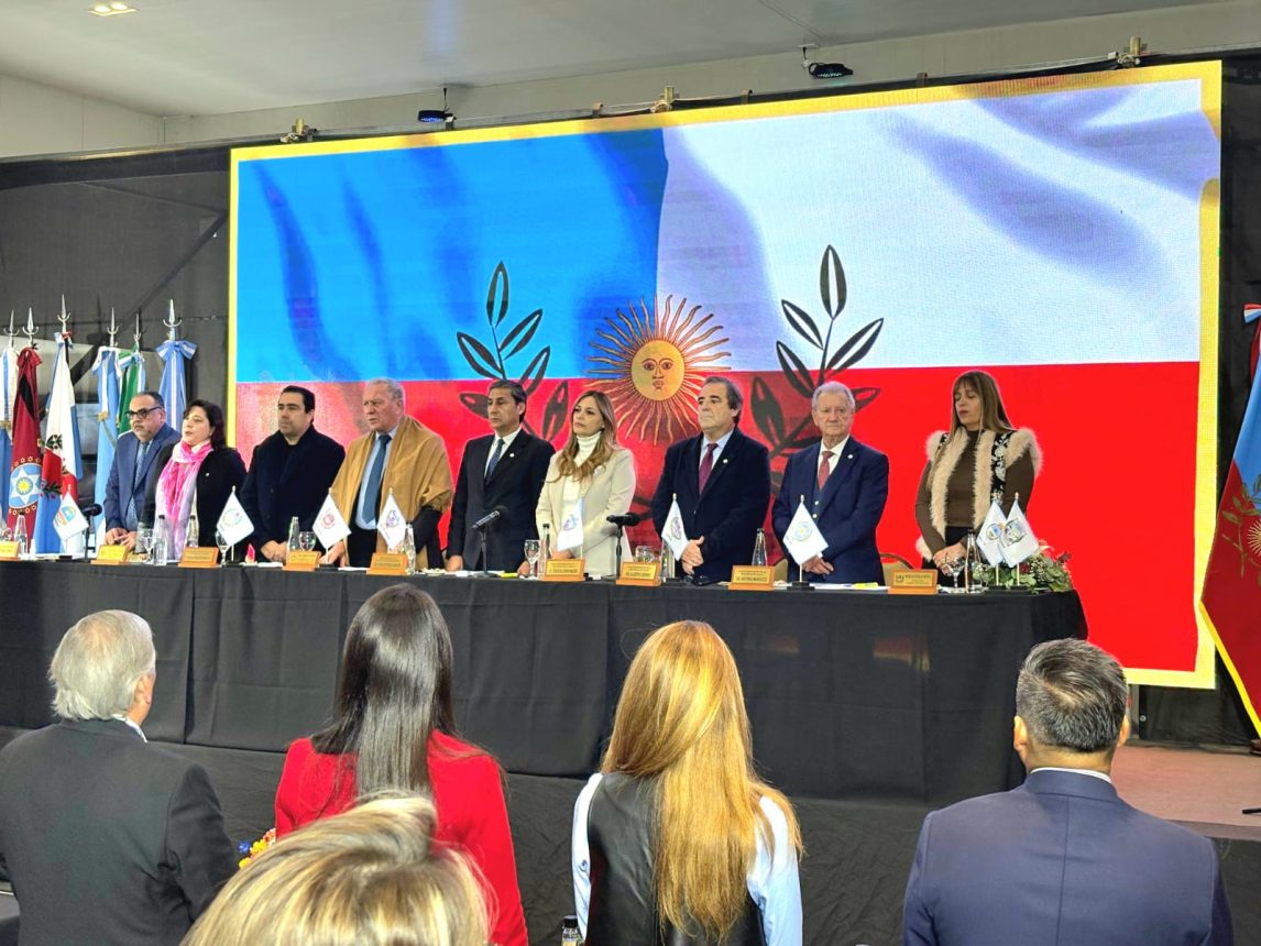 Silva Neder: “Las provincias del Norte Grande nos hermanamos cada vez más ante este tiempo de orfandad”
