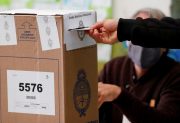 Escándalo en La Aurora: piden la impugnación de todas las mesas por “votos marcados”
