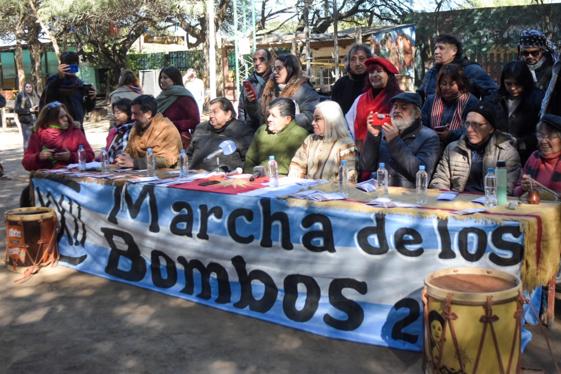 Presentan la 23° edición de la Marcha de los Bombos que será el sábado 19 de julio