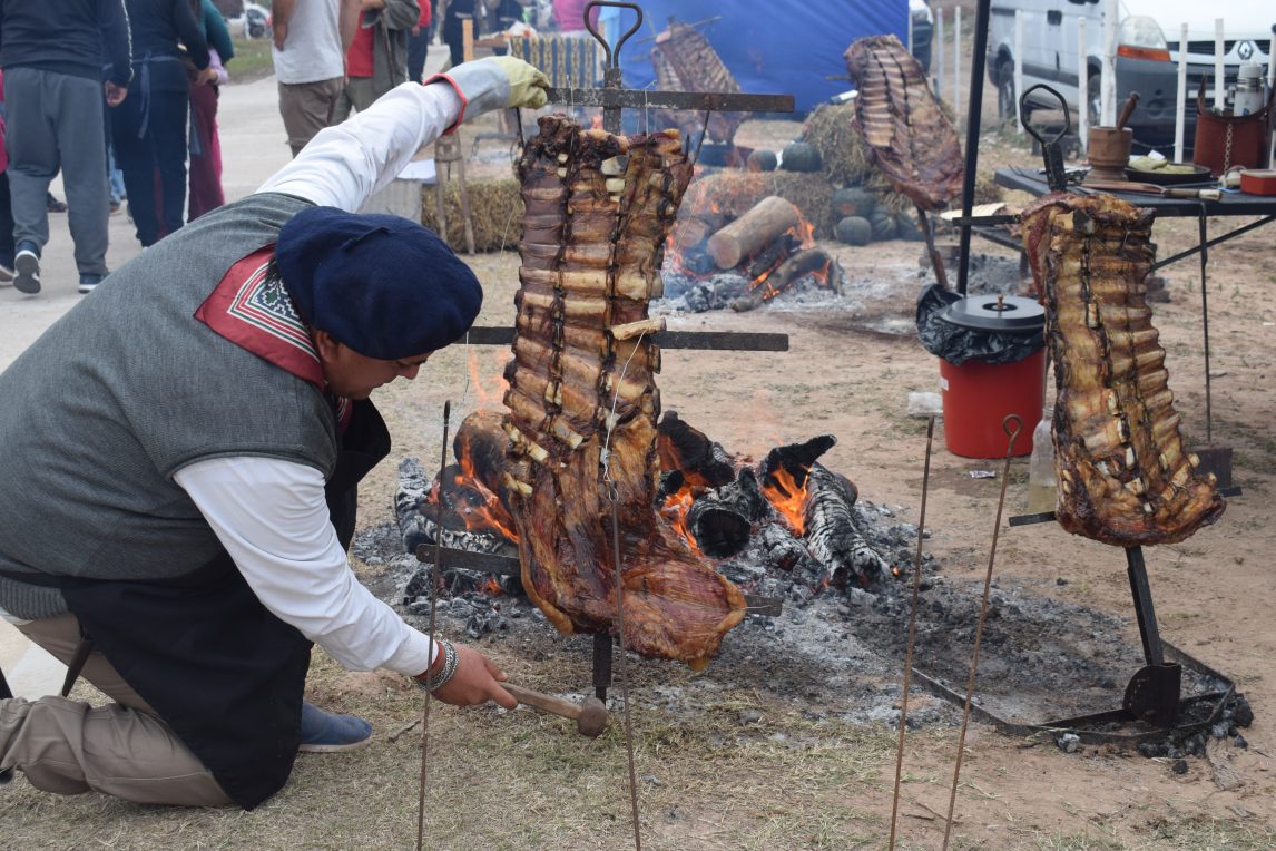 EN FOTOS: Exitosa primera edición del Concurso de Costillar a la Estaca y la Tortilla en Añatuya