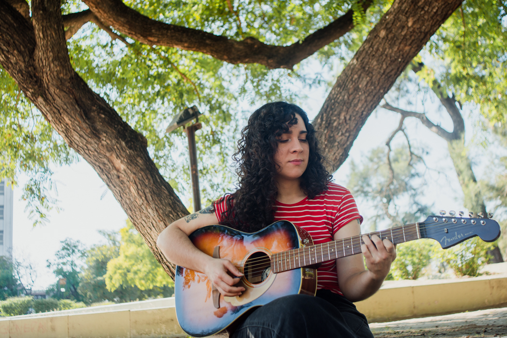 “Canto lo que soy”: una charla íntima con Fernanda Legname, la voz rockera de Santiago