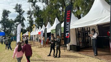 Con gran convocatoria, arrancó la Expo Santiago Productivo en el Vivero San Carlos