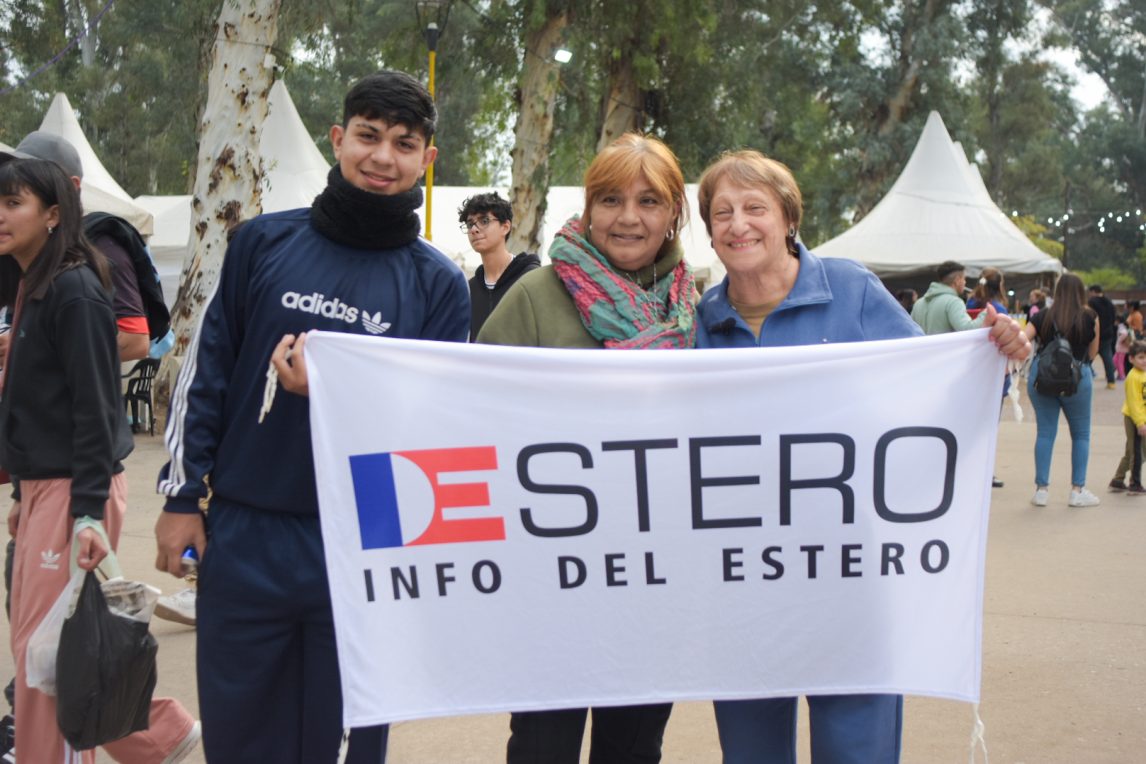 FOTOS: Furor por Info del Estero y La Gringa en la Feria Artesanal 2025