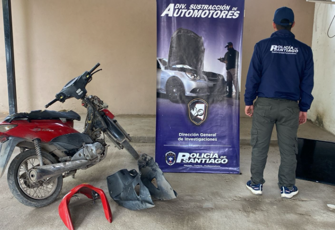 Recuperan una moto y una TV reportados como robados en zona norte