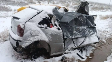 Fatal accidente en medio del temporal: cuatro mujeres murieron tras un choque frontal contra un camión