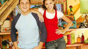 Actriz, cantante y figura de Disney: quién es Sofía Reca, la mamá de Mila Yankelevich