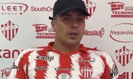 Escándalo: Talleres (RE) dijo que Brian Fernández “desapareció”, pero el jugador desmintió al club y denunció aprietes