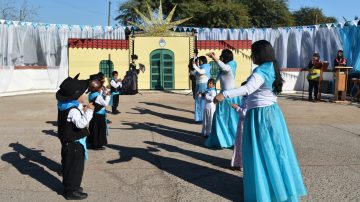 La comunidad Colonia El Simbolar conmemoró el Día de la Independencia Nacional