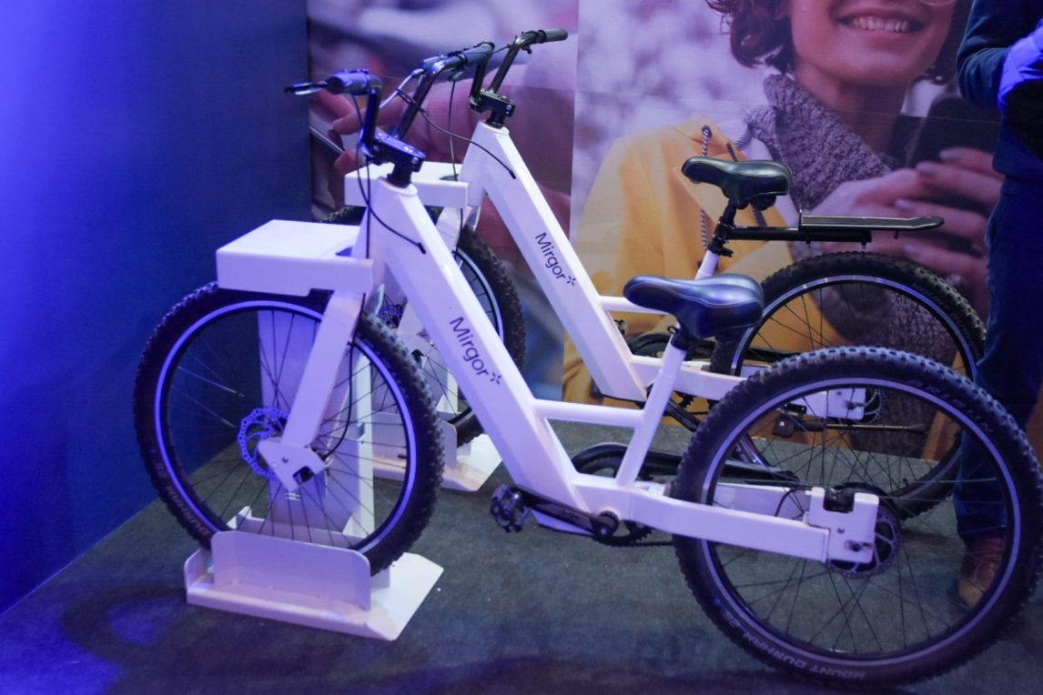 Presentaron en Santiago las bicicletas eléctricas de uso público