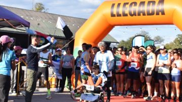 Fernández vivió una gran fiesta deportiva con la maratón aniversario
