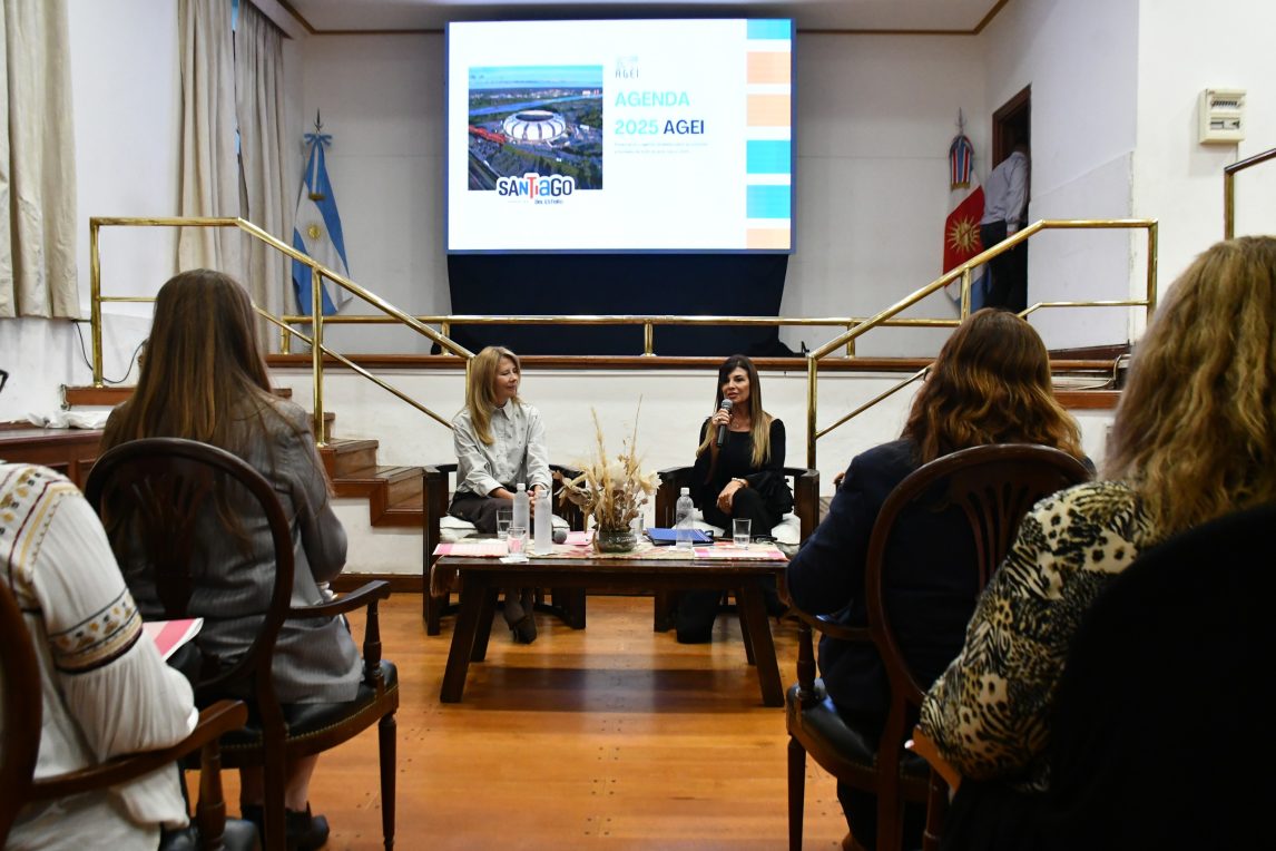 Exitosa jornada sobre “Mujeres que Inspiran y Lideran”