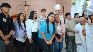 Más de 15 jóvenes y adultos recibieron el sacramento de la Confirmación en Campo Gallo