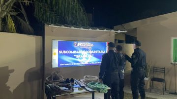 Atrapan en zona rural a un hombre que cazaba y faenaba animales: tenía armas de fuego y cuchillos