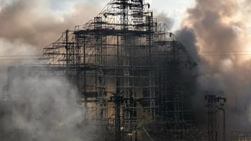 Bélgica: Impactante incendio destruyó el escenario del festival Tomorrowland