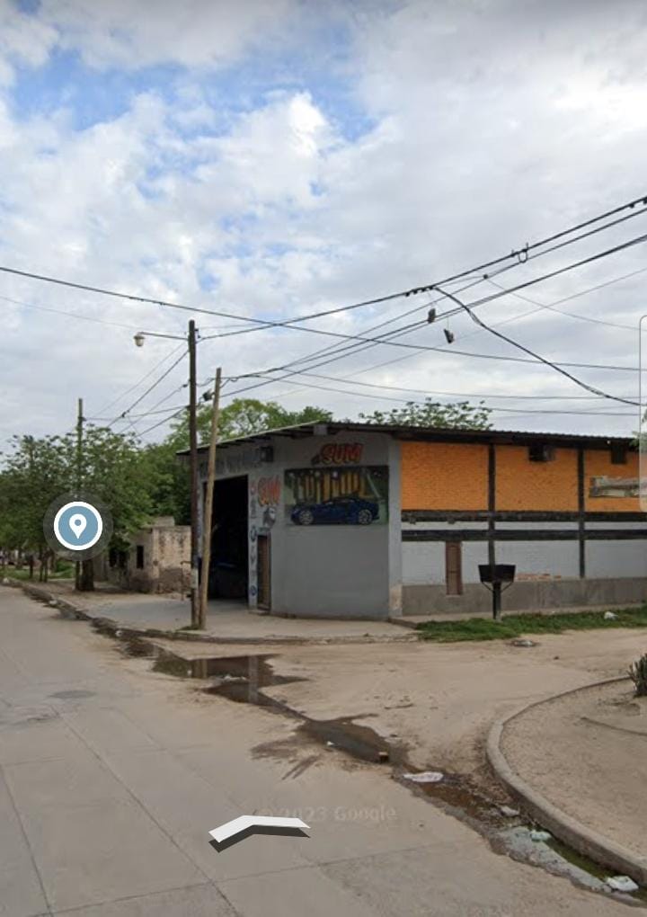 B° Huaico Hondo: Vecinos lincharon a joven que intentó robar en un taller