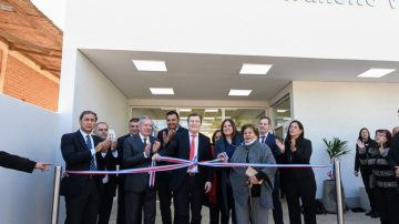 Zamora inauguró un jardín y un hospital en Vilelas y anunció nuevas obras