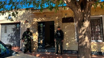 Gendarmería allanó los domicilios de un comisionado del interior y de una diputada provincial