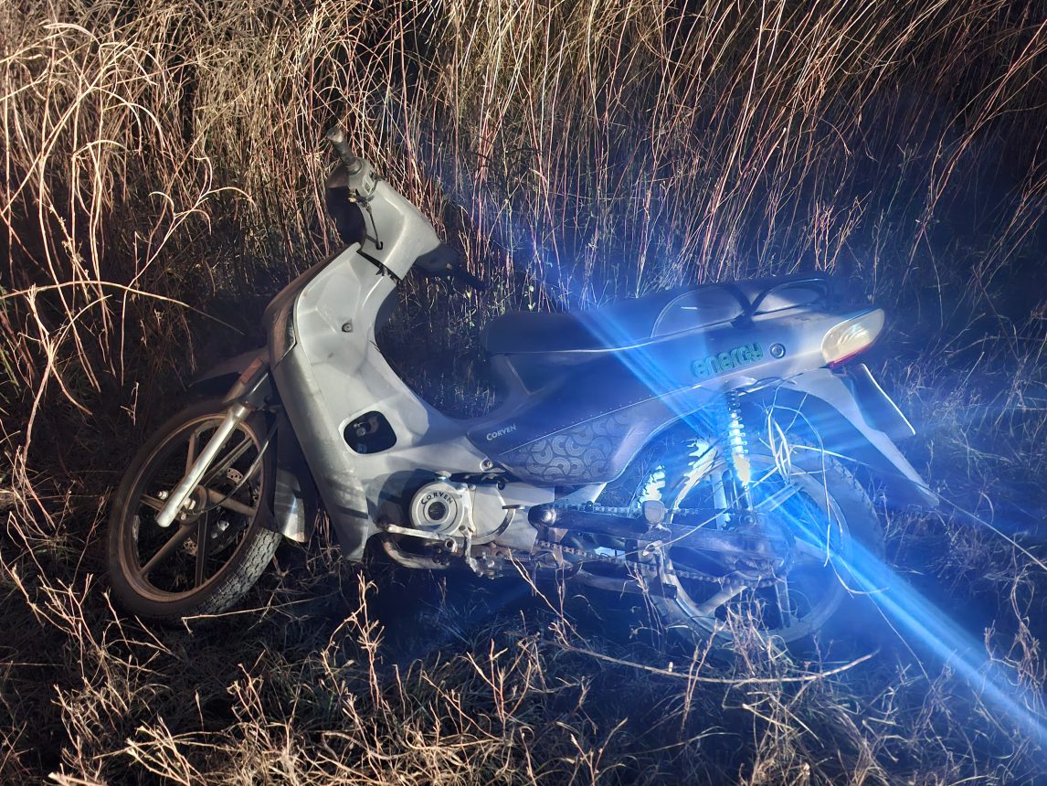 Encuentran escondida en el monte, una moto que fue robada durante un festejo del Día del Amigo