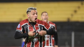 Video: Matías Perelló abrió la cuenta para Central Córdoba ante Cerro Largo