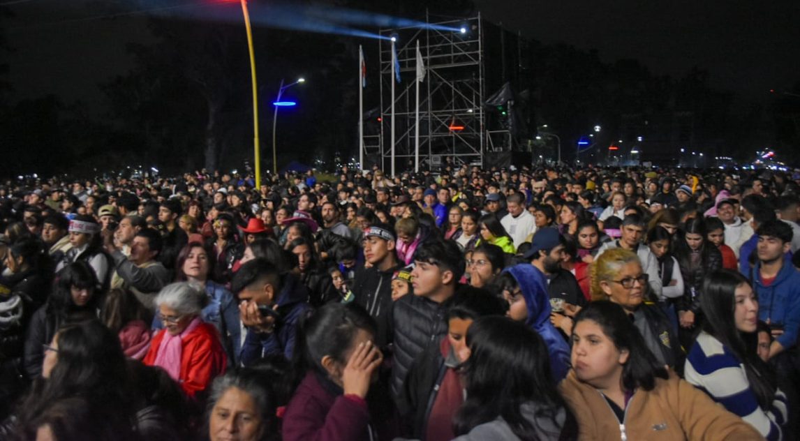 Más de 160 mil personas participaron de los festejos por aniversario de Santiago