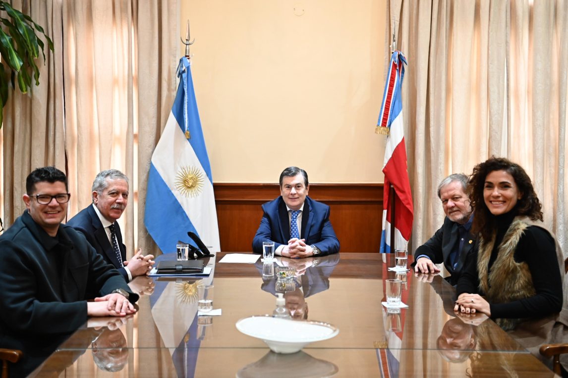 Presentaron un proyecto para crear la carrera de Cocinero en Las Termas