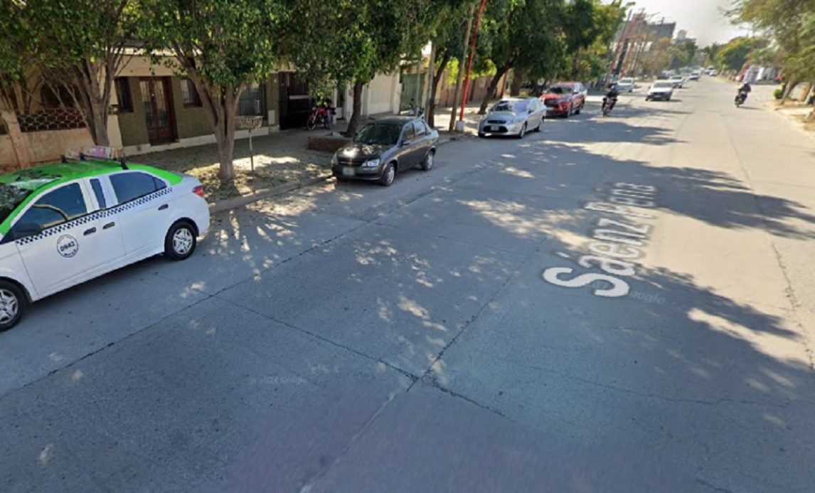 Manejaba ebrio y chocó la camioneta estacionada de un jubilado
