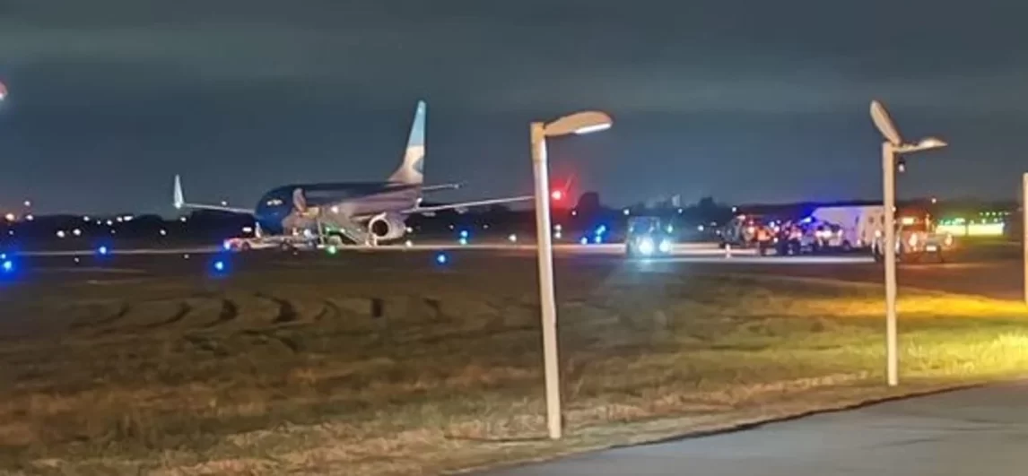 Momentos de tensión en Ezeiza por amenaza de bomba en un avión de Aerolíneas