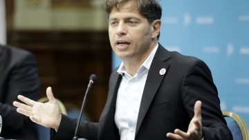 YPF: Kicillof cuestionó el fallo contra la Argentina y le respondió a Javier Milei